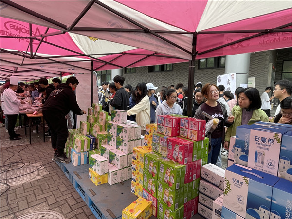 12奶制品 (2).jpg 12奶制品 (2).jpg