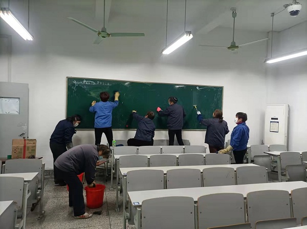 1.jpg 1.jpg