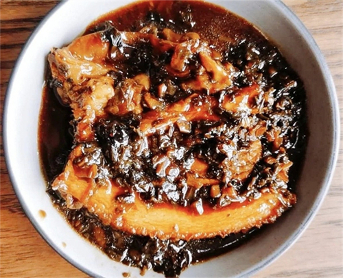 梅干菜扣肉.jpg 梅干菜扣肉.jpg