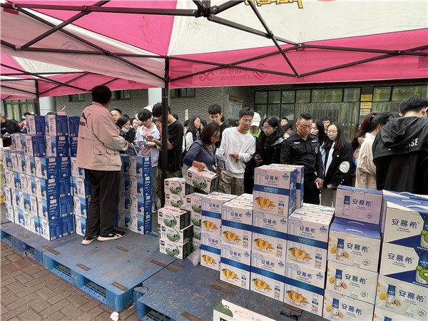 12奶制品 (1).jpg 12奶制品 (1).jpg