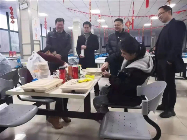 图片1:因为有校领导.jpg 图片1:因为有校领导.jpg