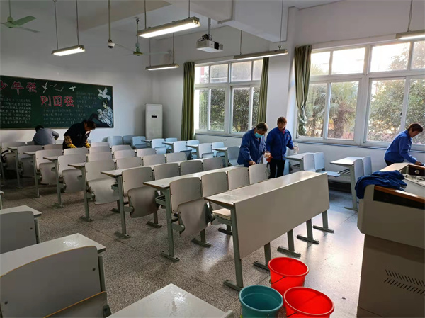 保洁阿姨5.jpg