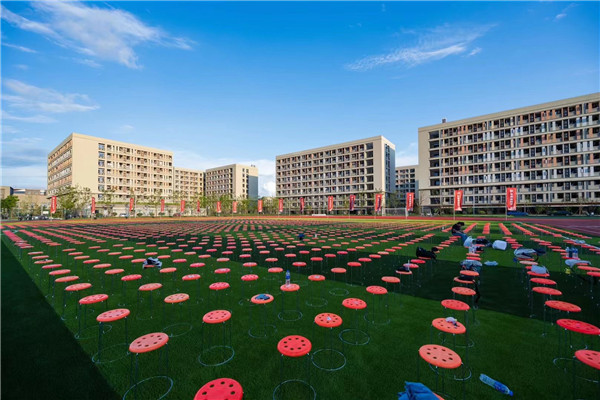 整齐摆放1.jpg 整齐摆放1.jpg
